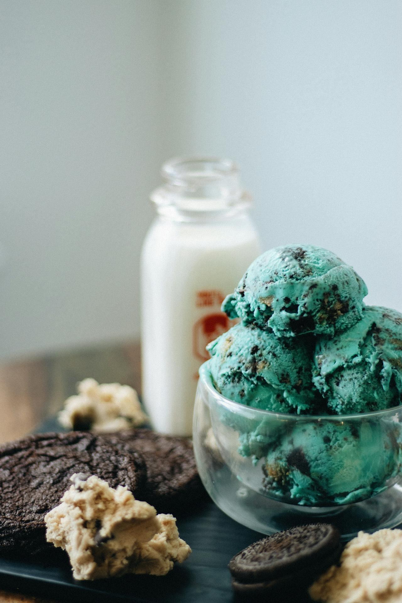 Cookies & Cream Milk